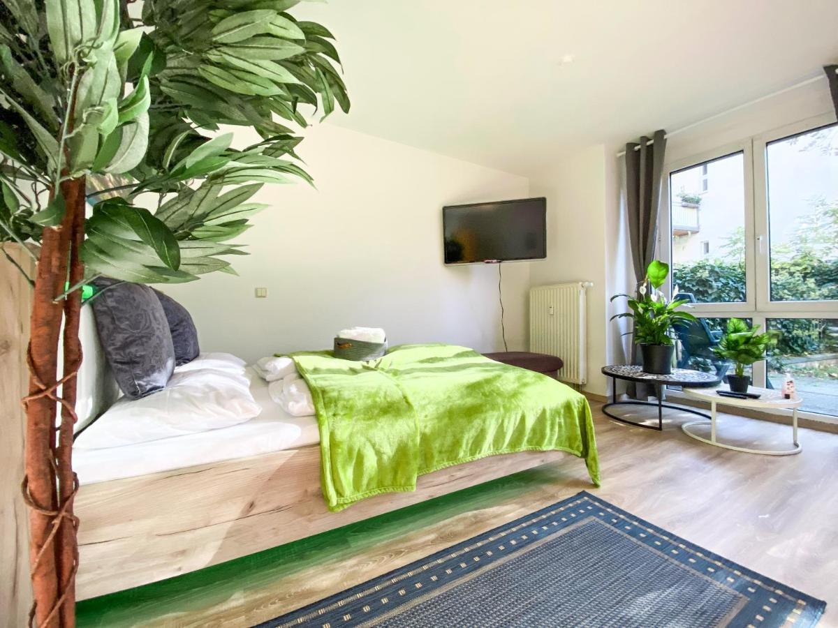 Wohlfuehl-Apartment Mit Kostenfreier Tiefgarage, Wifi & Terrasse Lipsk Zewnętrze zdjęcie